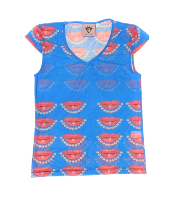 Load image into Gallery viewer, EVA Lips and pearls - T-shirt
